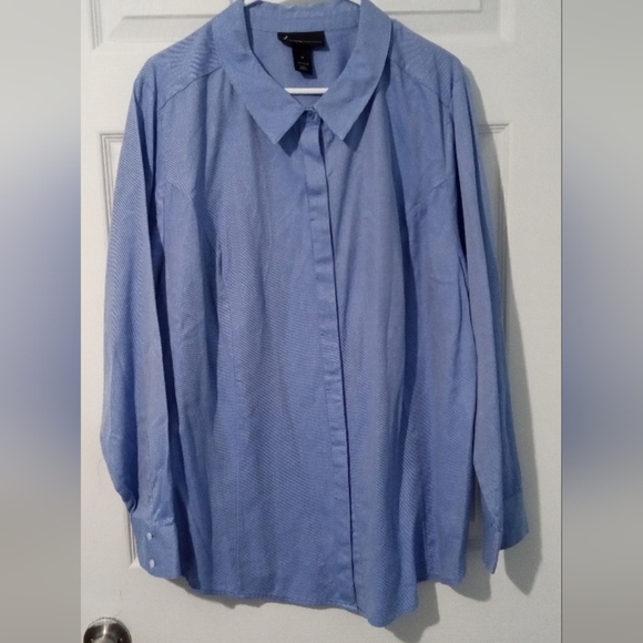 Lane Bryant Light Blue Button Down Shirt - Picture 1 of 4